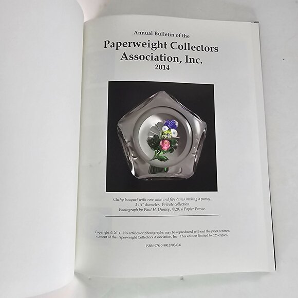 Annual Bulletin Of The Paperweight Collectors Association 2014 Hardback Book - Picture 5 of 8